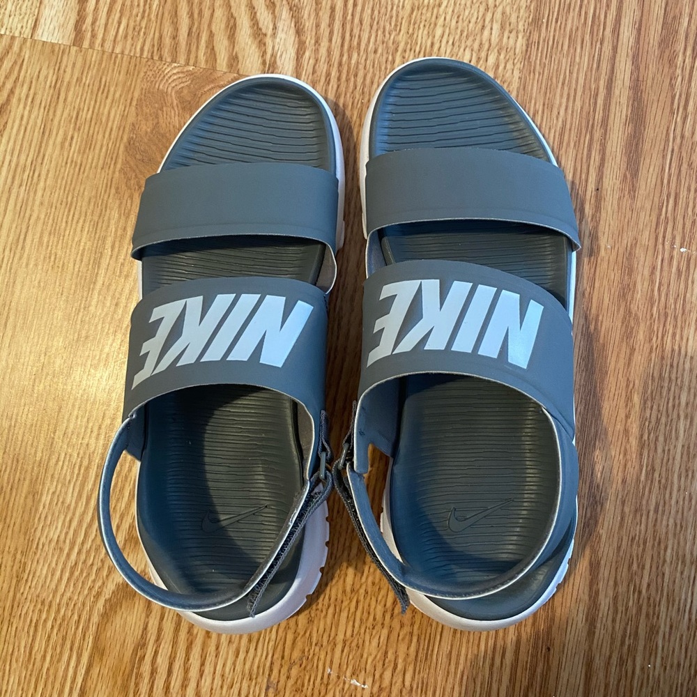NIKE sandals